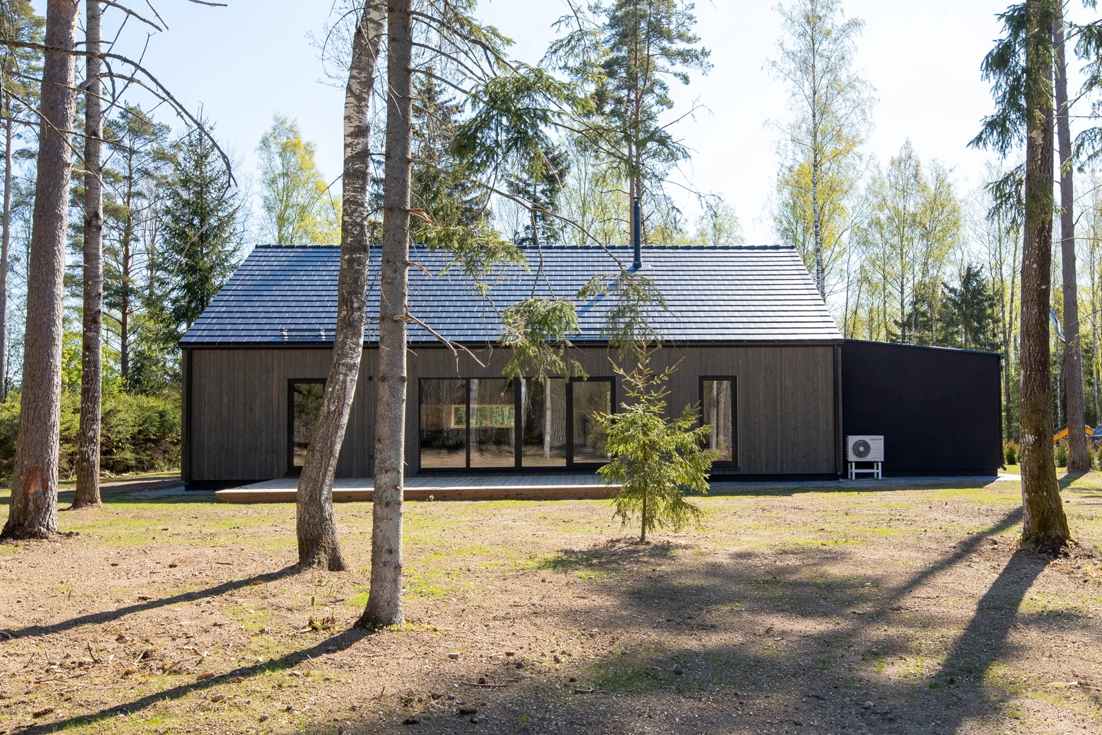 Eramaja näidislahendus garaažiga 2