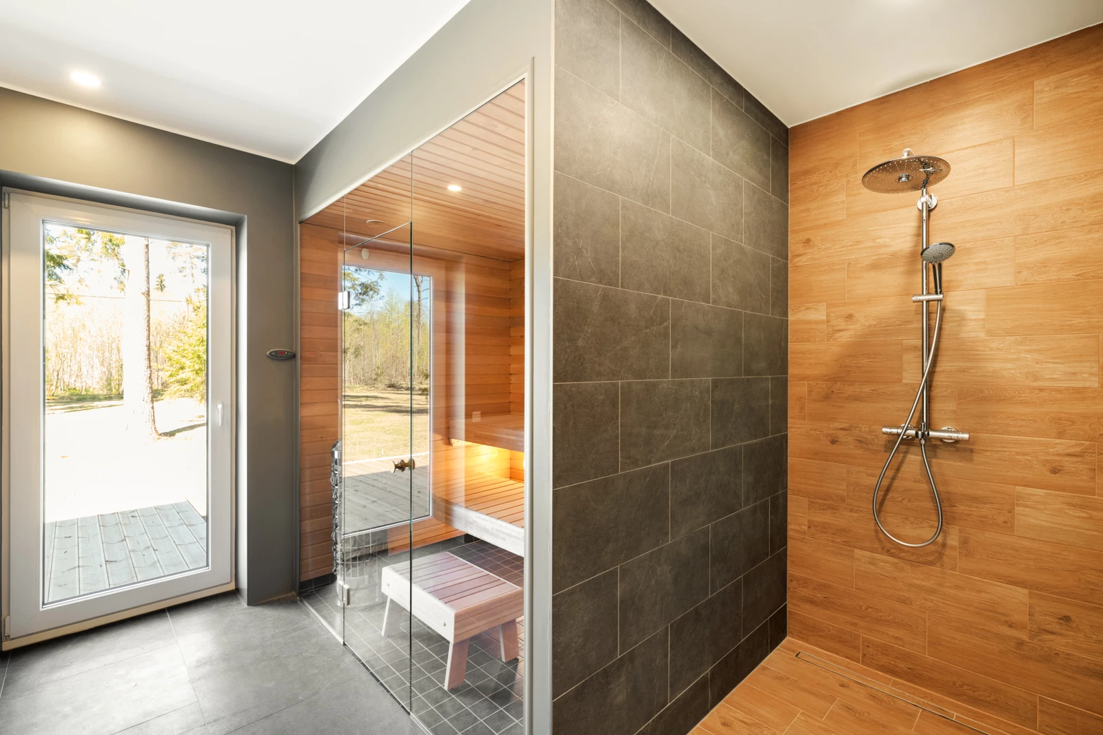 Pesuruumide ehitus ja renoveerimine