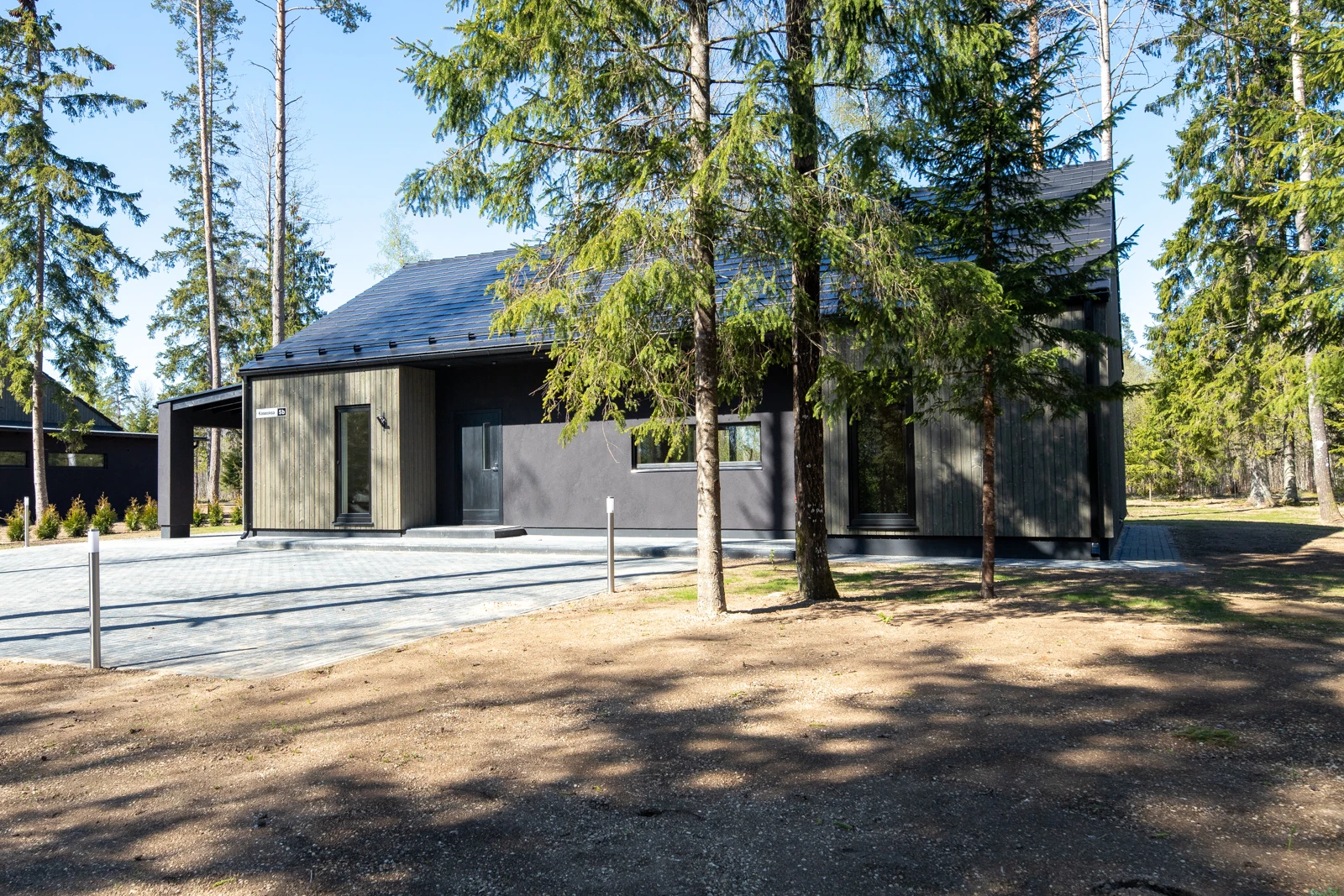 Eramaja näidislahendus garaažiga 3